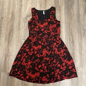 🌸 EUC Kensie Dress
